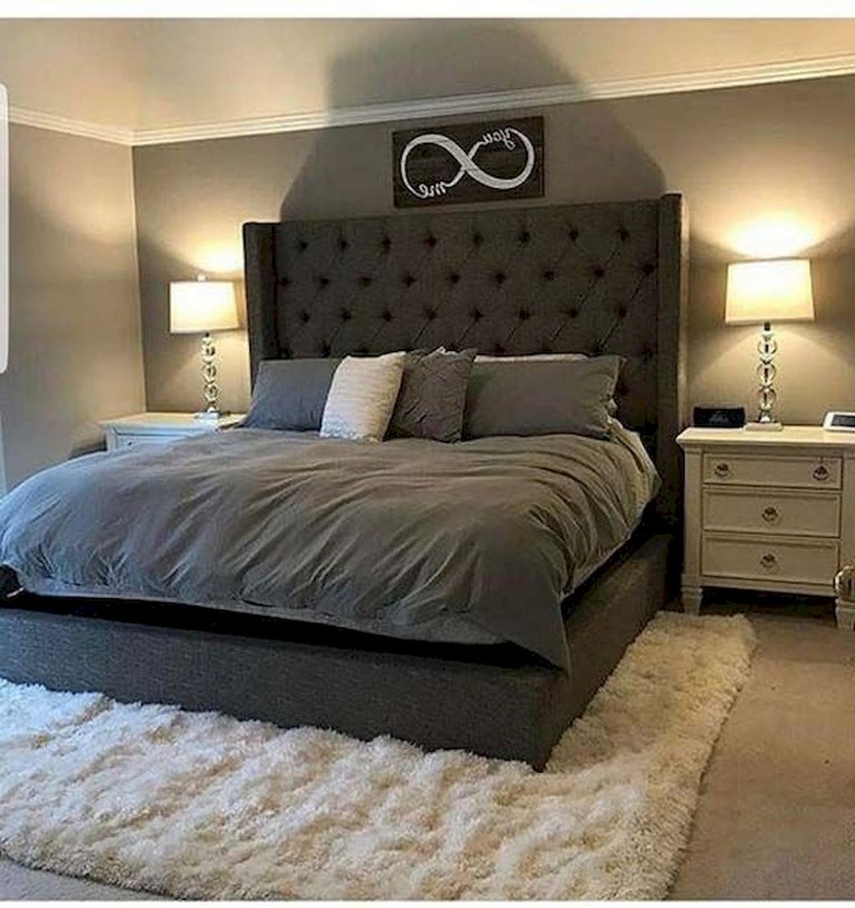 51+ Inspiring Small Master Bedroom Decor Ideas and Remodel